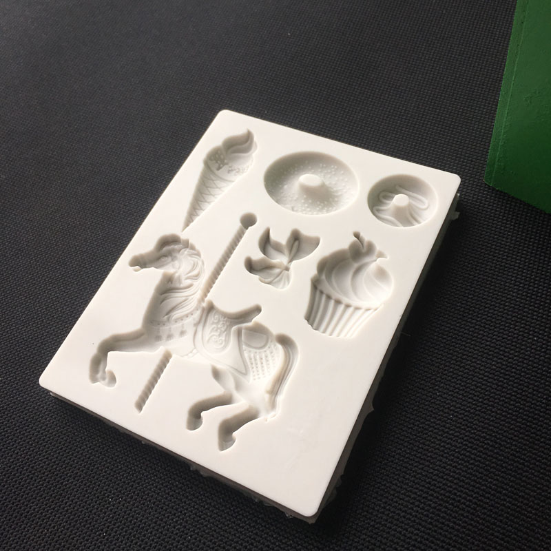Cavallo di Troia gelato ciambe - Donut Mold Silicone recensione e prezzo